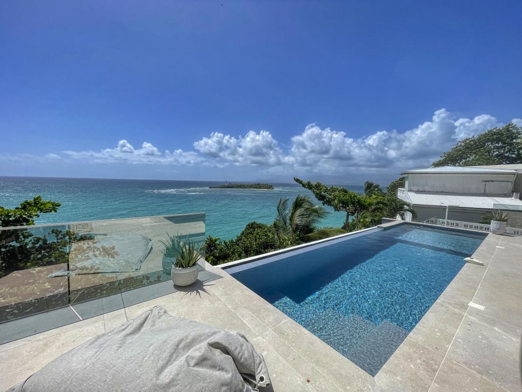 7 Location villa piscine vue mer ilet Gosier Guadeloupe_piscine